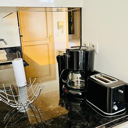 칸느 Golden Triangle 2Br/2Ba 아파트 외부 사진