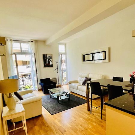 칸느 Golden Triangle 2Br/2Ba 아파트 외부 사진