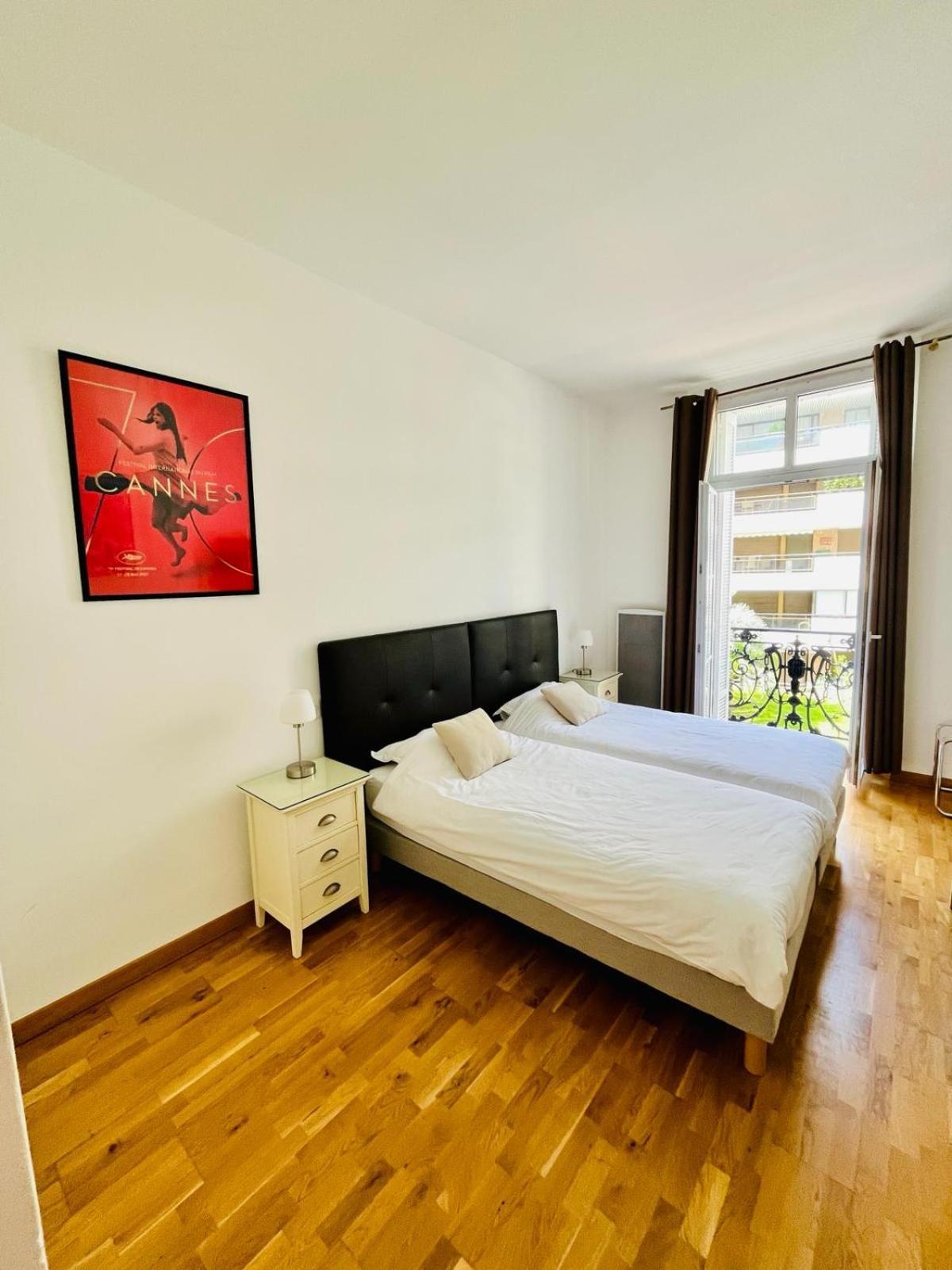 칸느 Golden Triangle 2Br/2Ba 아파트 외부 사진