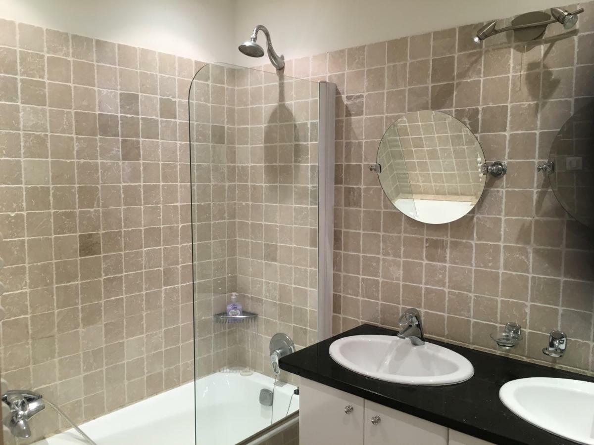 칸느 Golden Triangle 2Br/2Ba 아파트 외부 사진